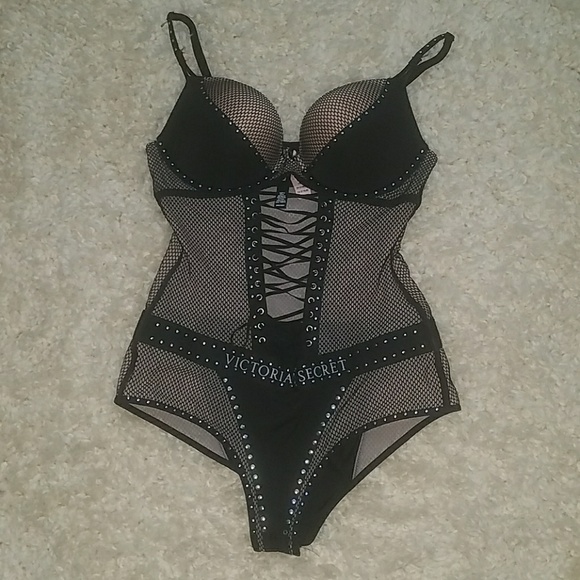 VICTORIA'S SECRET BALMAIN FISHNET BODYSUIT - Picture 1 of 2